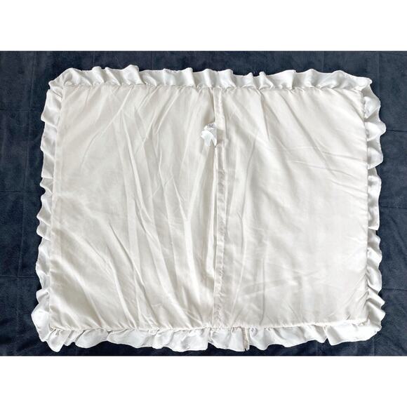 Madison Park Pillow Sham Ivory Quilted Velvet Ruffle Edge Bedding Cream - Picture 2 of 6